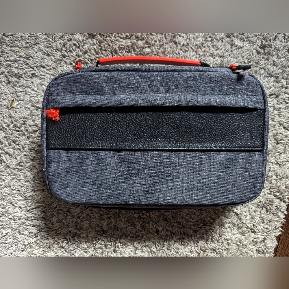Nintendo switch carrying case
